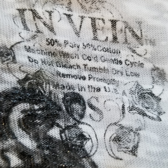 3/$20 Angel Wings Gold Foil Tee Shirt - Picture 9 of 9